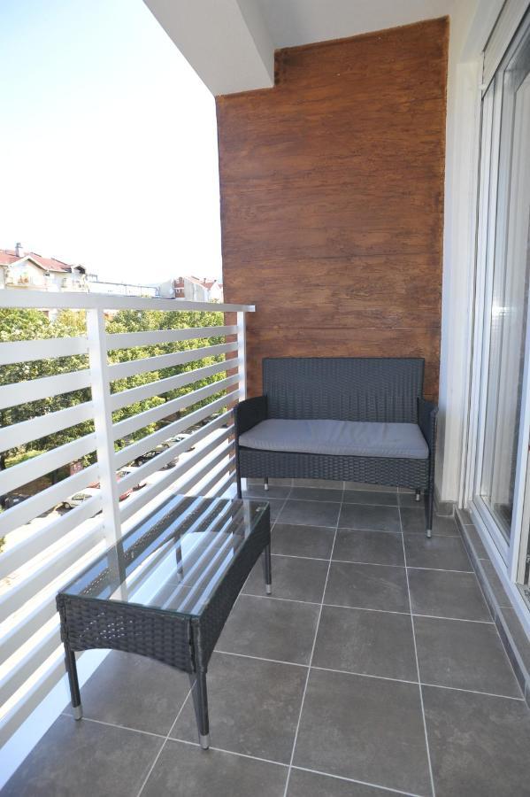 Twins Apartments Cacak Bagian luar foto